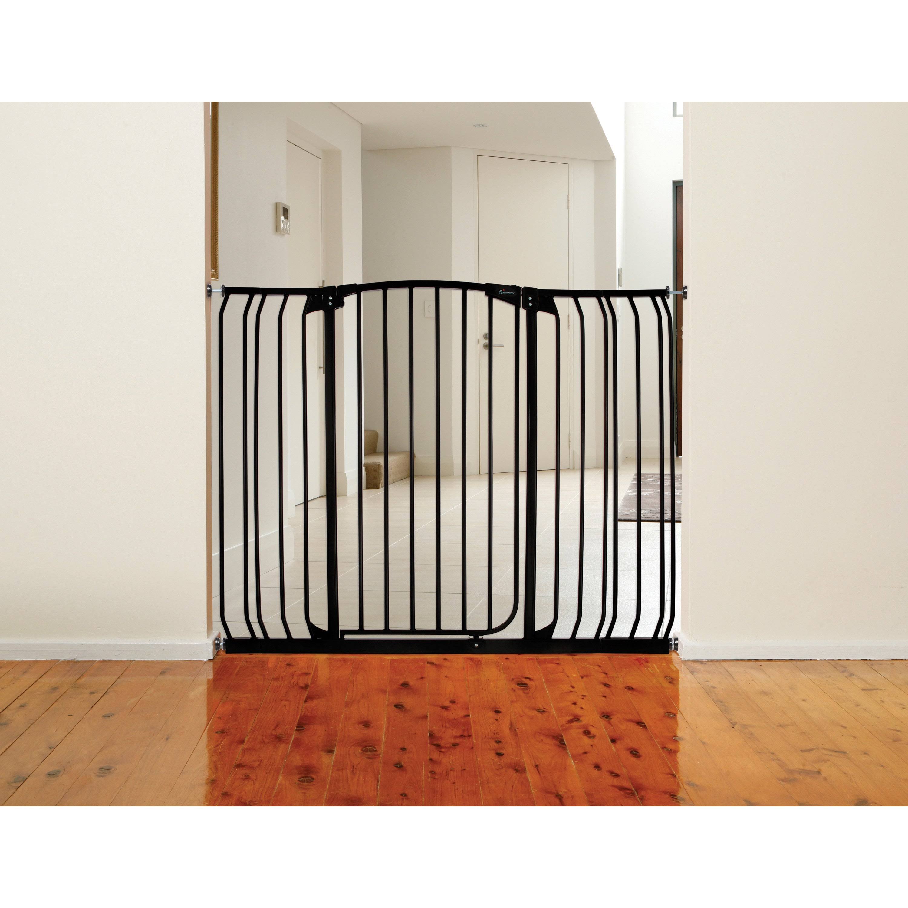 Dreambaby Chelsea Extra-Tall Swing Close Hallway Gate, Black
