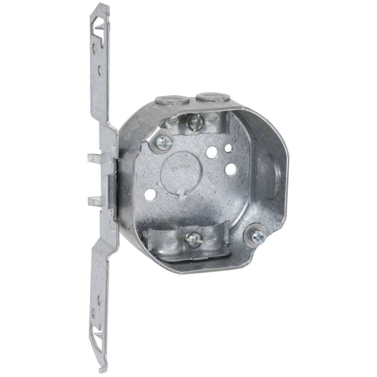 Raco 119 3-1/2 Octagon Box W/Flt Bracket