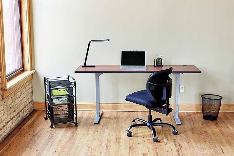 Safco Vue Intensive Use Mesh Task Chair - Black Vinyl