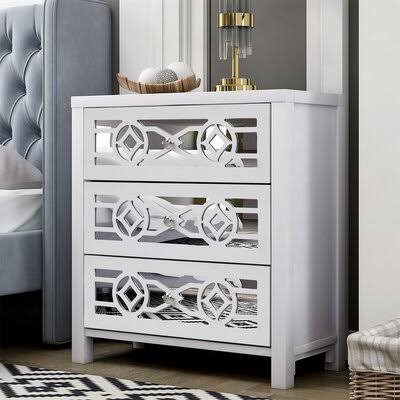 3 Drawer Accent Chest House of Hampton Color: White