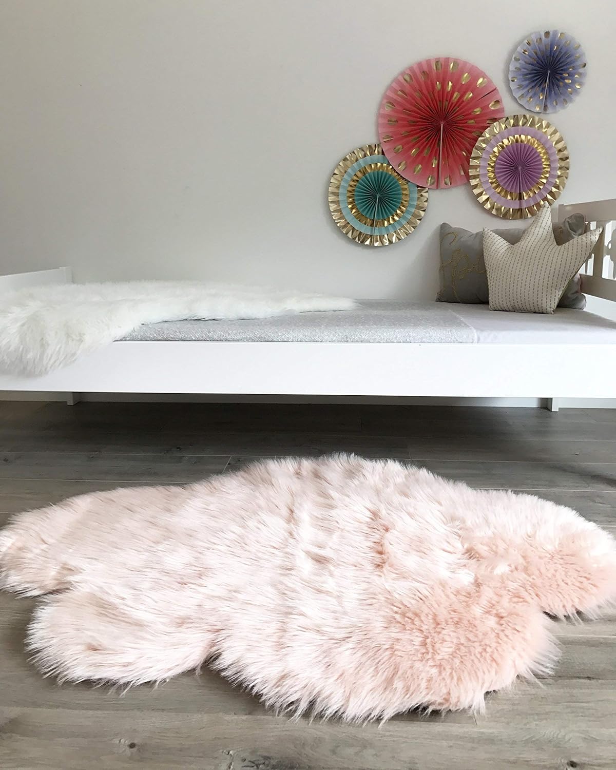 Machine Washable Faux Sheepskin Blush Cloud Area Rug 32