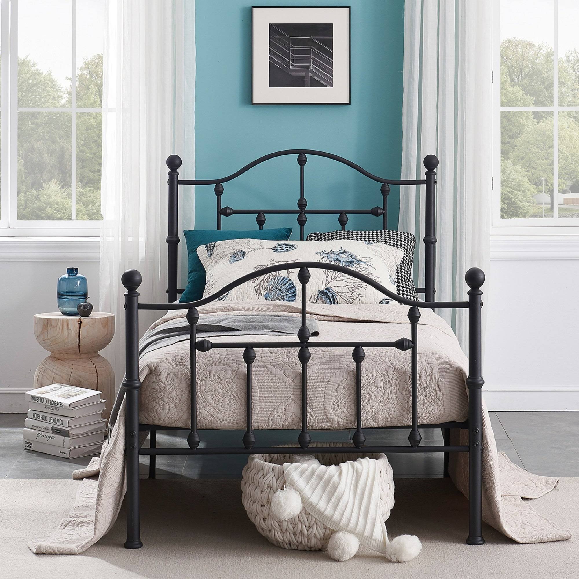 VECELO Black Metal Victorian Platform Bed - Full