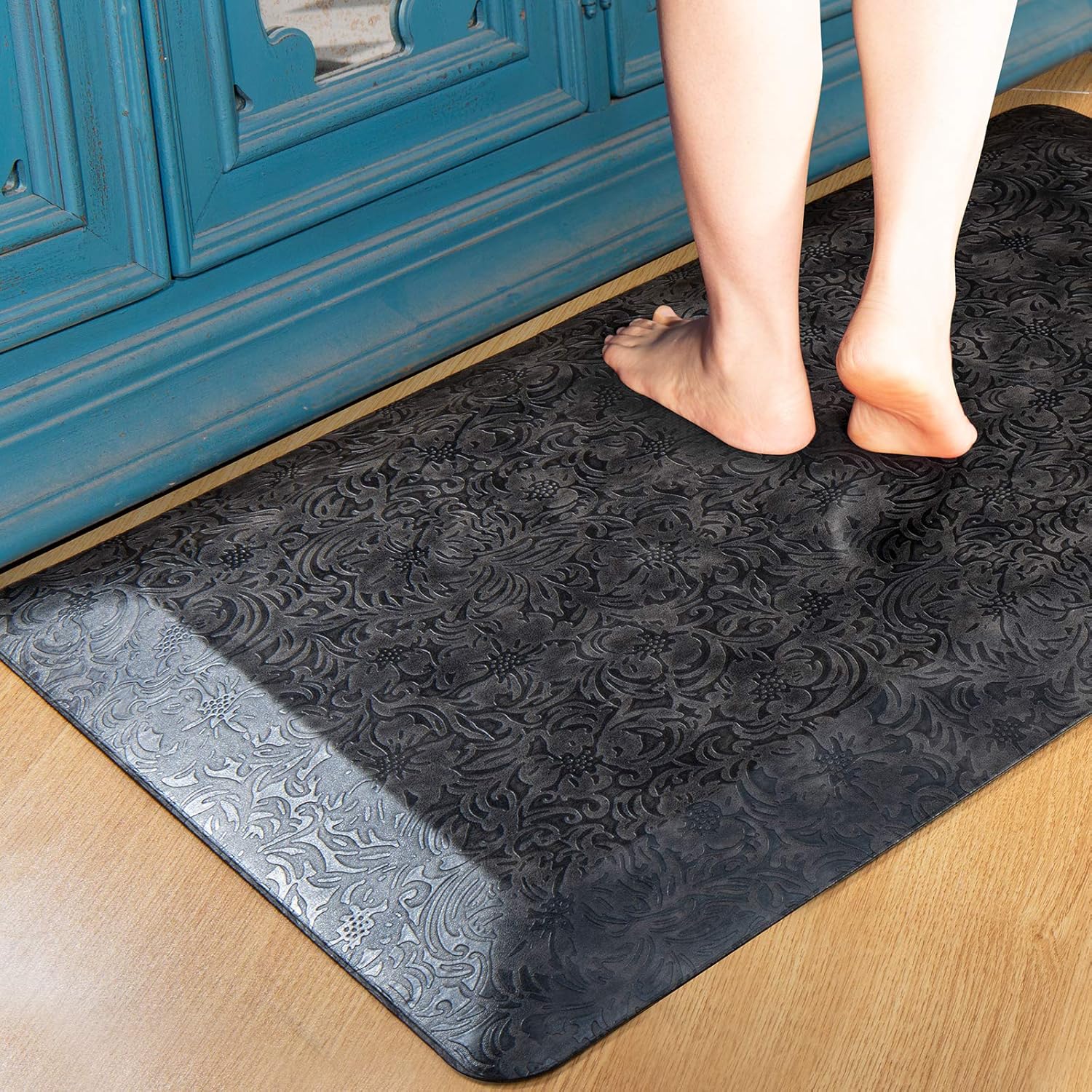 Anti Fatigue Comfort Mat &ndash; Thick Non-Slip Bottom Kitchen Mat for Stand Desk, Kitchens, and Garages - Relieves Foot, Knee, and Back Pain, Phthalate Free 20x32 inch (Flora)