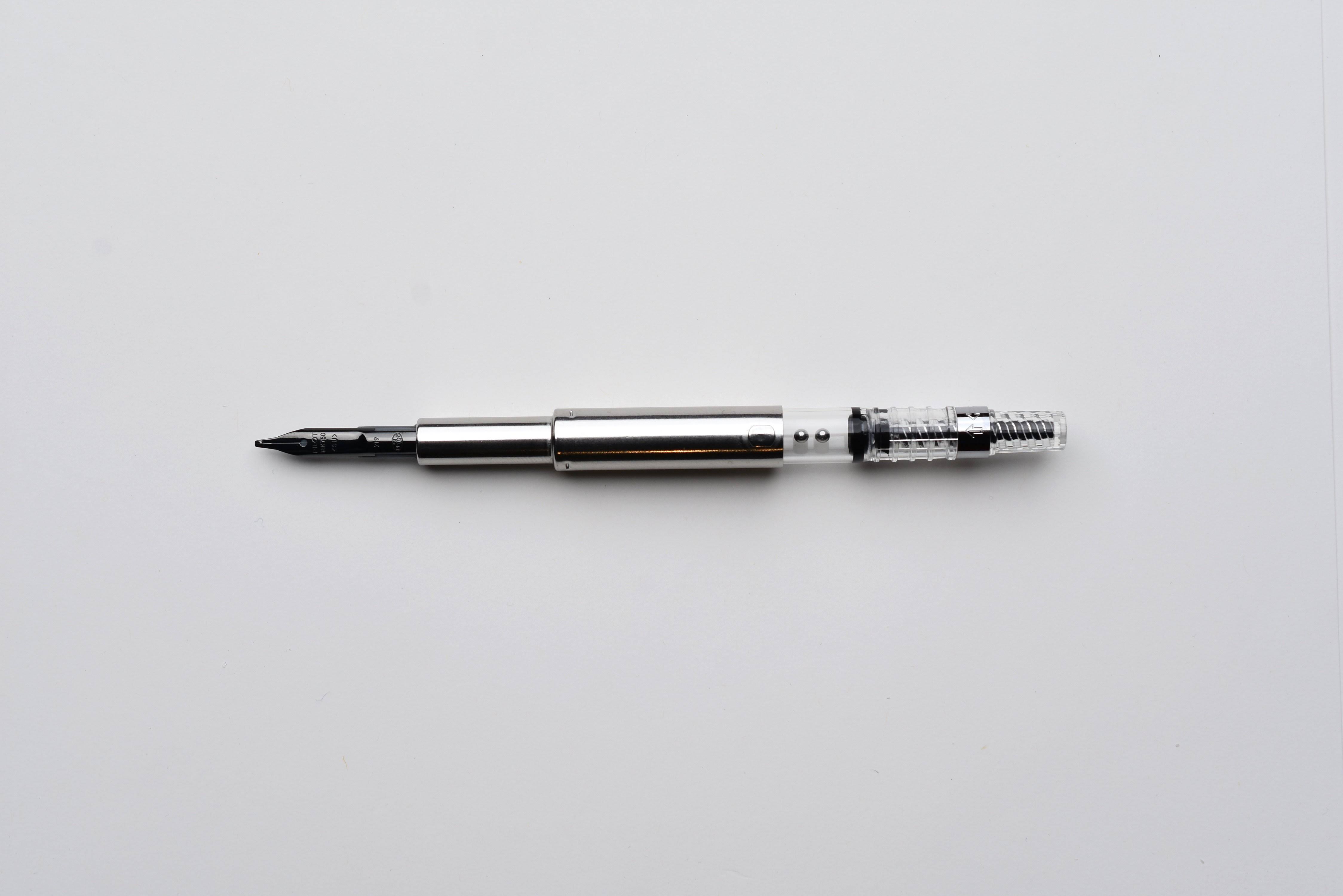 Pilot Vanishing Point NIB Unit - Black - Broad