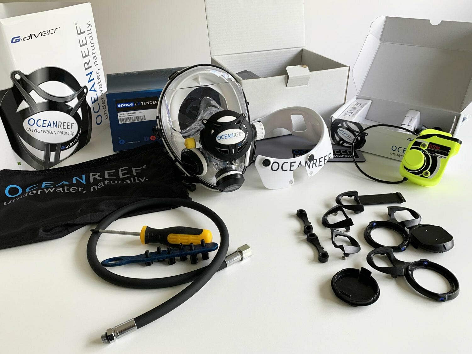 Ocean Reef Neptune Space G. Divers Series Full Face Mask Kit (Small/Medium, Pink)