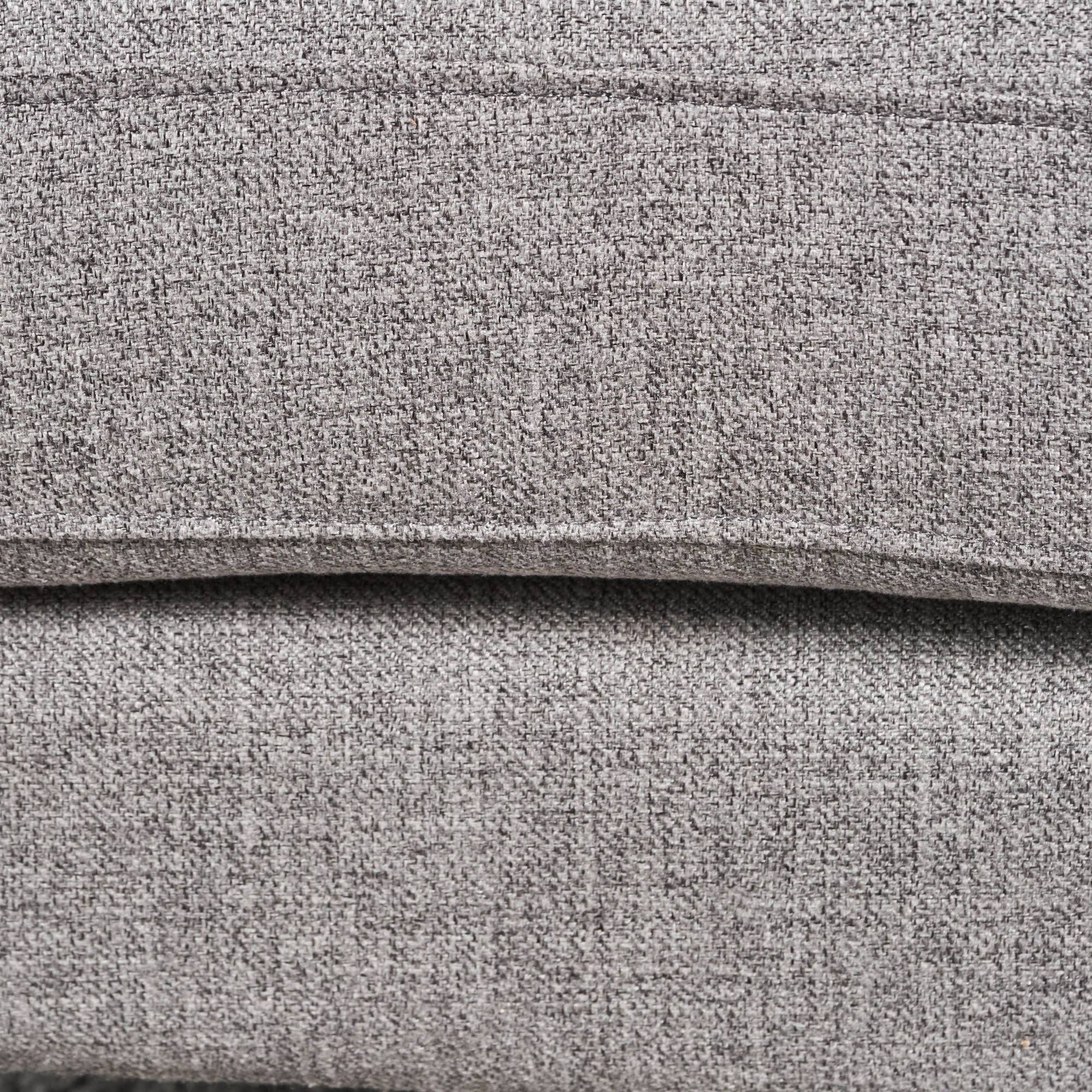 37.5x22 Gray and Brown Antique Tufted Back Armchair