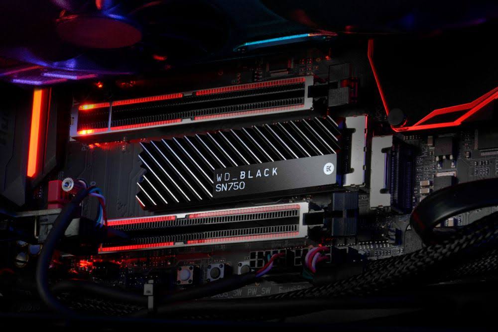 WD 2TB Black SN750 NVMe M.2 Internal SSD WDBGMP0020BNC-WRSN