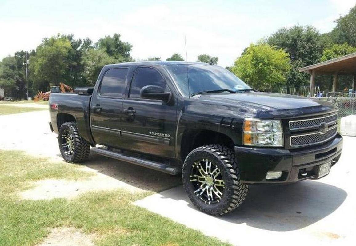 Helo HE835 20x9 5x139.70 Gloss Black Machined (18 mm)