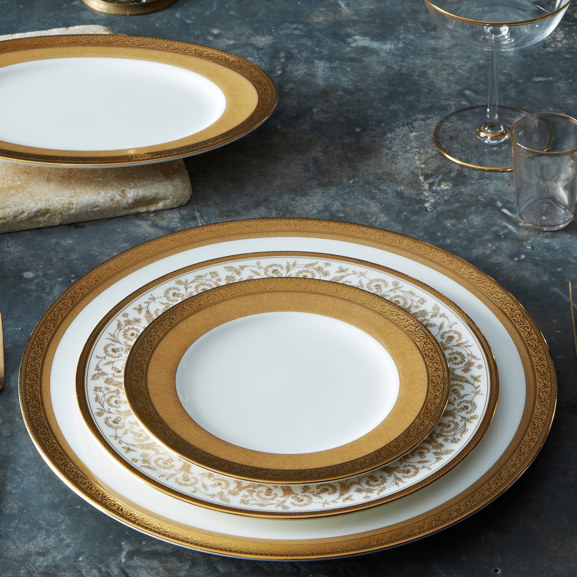Noritake Summit 5-Piece Place Setting, Gold