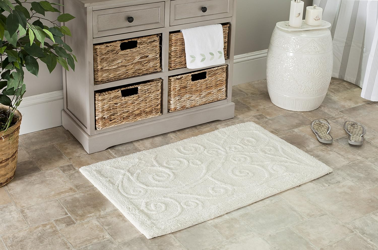 Safavieh Plush Master Bath Collection PMB637N Handmade Natural Cotton Bath Mat, 2 feet 3 inches by 3 feet 9 inches (2'3