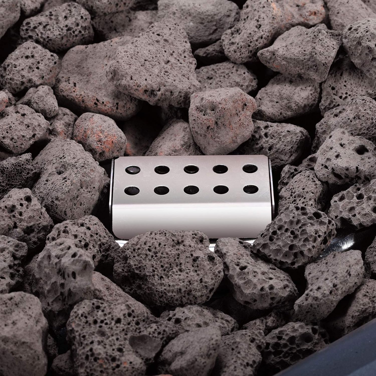 Propane Fire Pit Table，50,000 BTU Square Gas Firepits ETL Certification Rattan & Wicker-Look Surface Steel Square Fire Table with Adjustable Flame Apply to Garden/Patio/Courtyard (28inch)