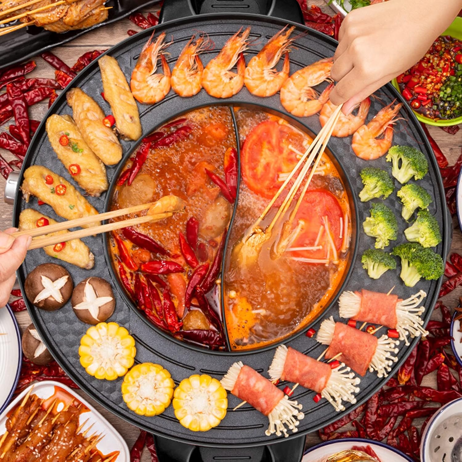 Hot Pot with Grill, Electric Smokeless Shabu Shabu Hot Pot, Detachable Easy to Clean Hot Pot with Independent Temperature Control for 2-8 People Family Gathering Friend Meeting Party