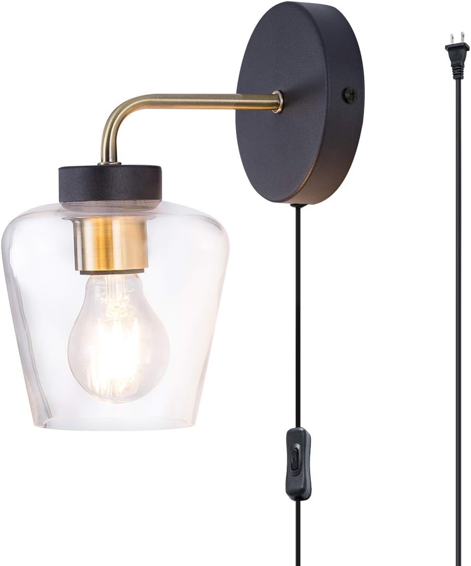 TeHenoo Plug in Wall Sconce, Clear Glass Shade,Modern Matte Black Wall Lamp with Brass Accent Edison Socket for Bedroom,Bedside Living Room,E26 Base