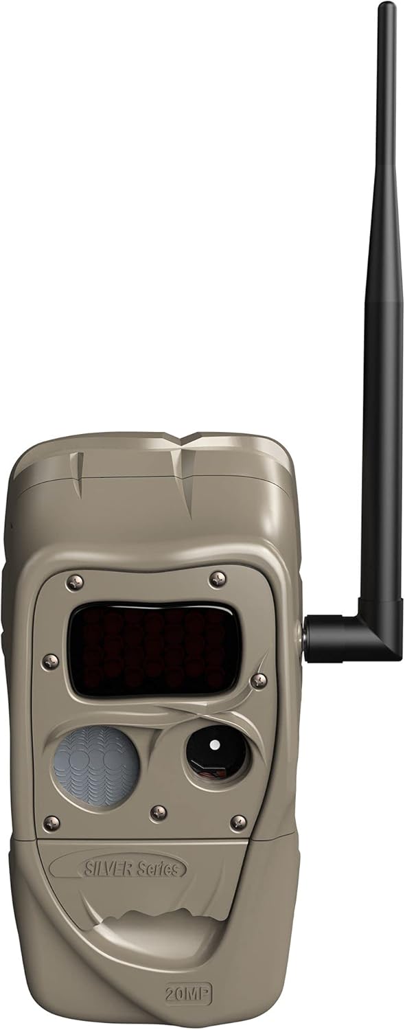 Cuddelink Cuddeback 4 Blackflash Cameras Models J-1538 4 Battery Power Banks Models PW-3624 4 8GB SD Cards