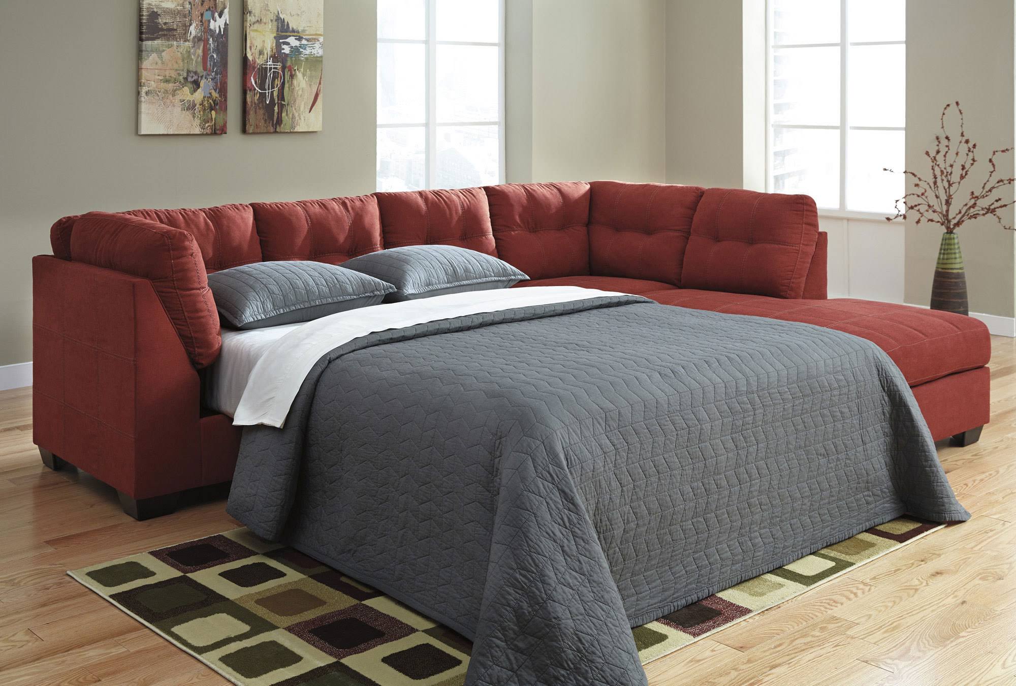 Maier Sienna Right Arm Facing Chaise End Sleeper Sectional