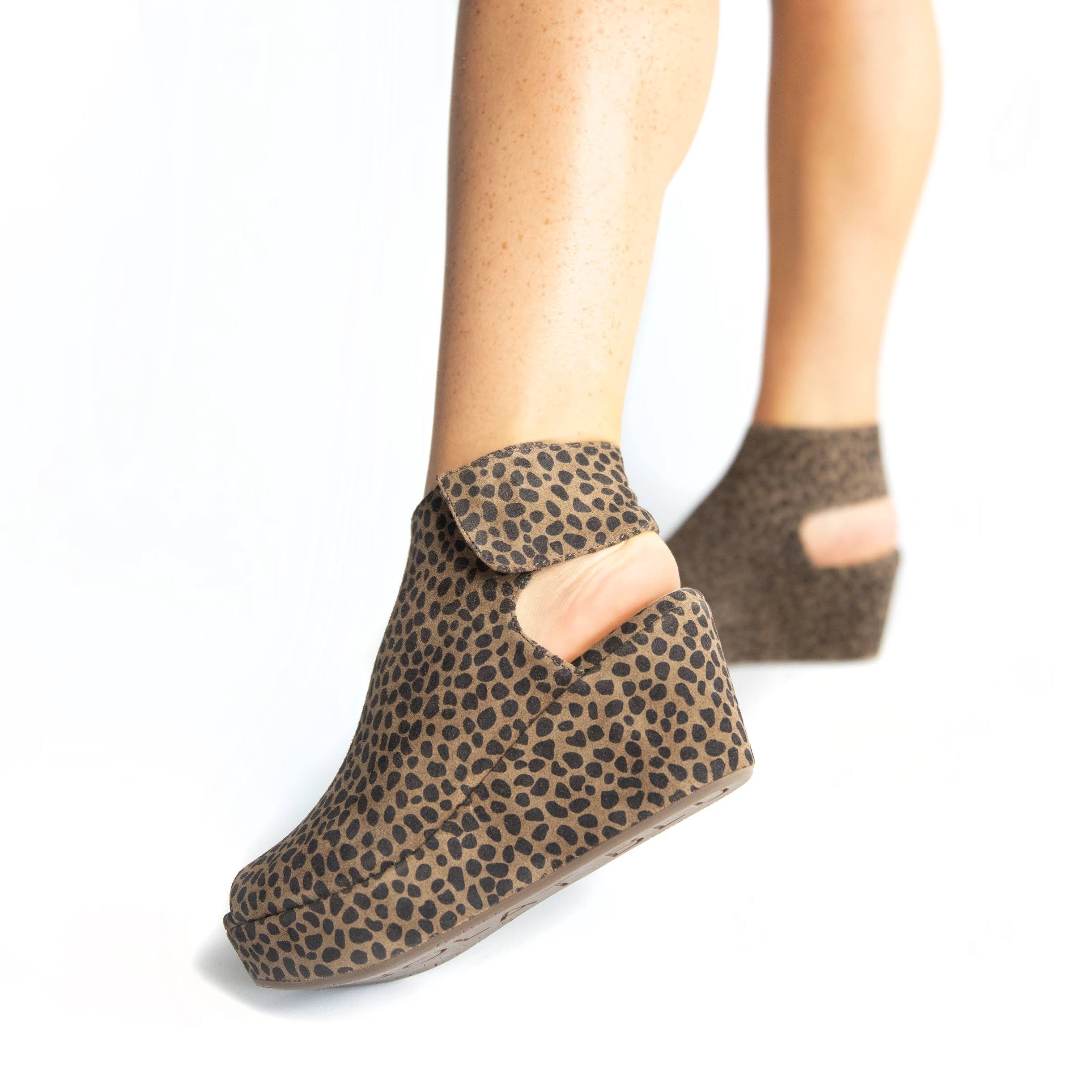Chocolat Blu White Wedge, 8 / Leopard (Brown Black)