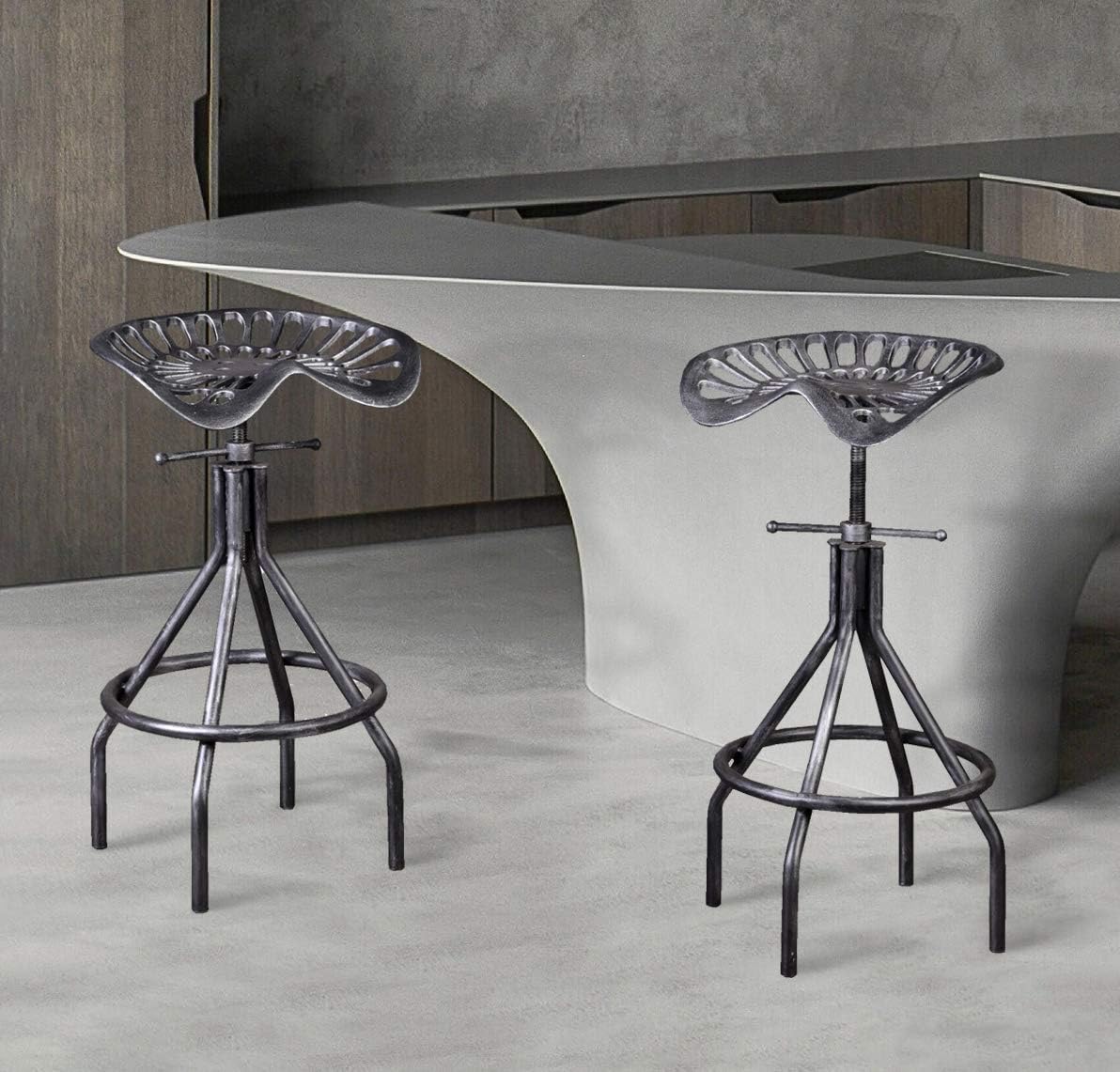 Lisuden Industrial Tractor Seat Barstools Farmhouse Cast Iron Adjustable Counter Height Stools Swivel Kitchen Saddle Bar Stools Set of 2 Metal Outdoor Black Brush Silver Dining Chair 24