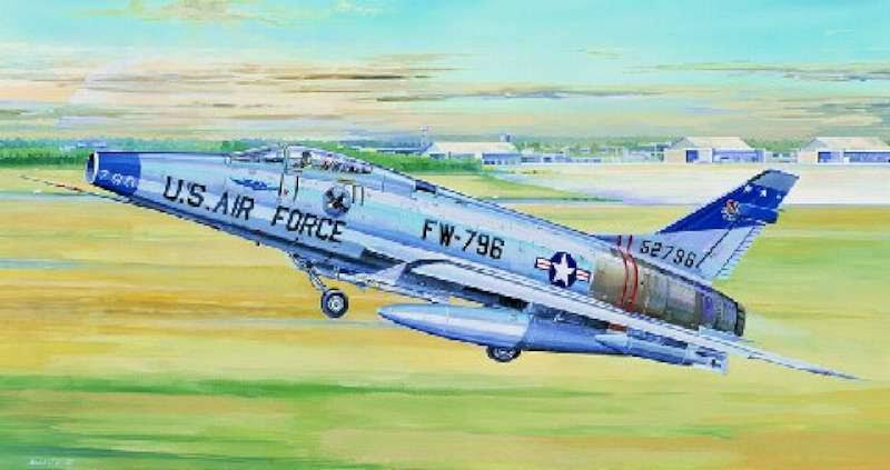 Trumpeter 1/32 F100D Super Sabre Attack Fighter