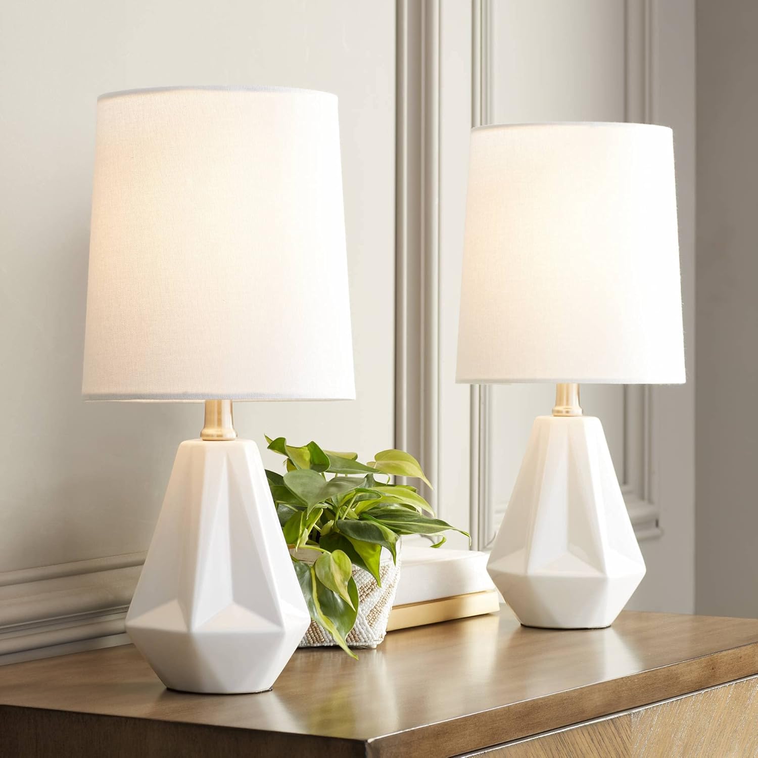 Colyn Modern Contemporary Small Accent Table Lamps 17 1/2