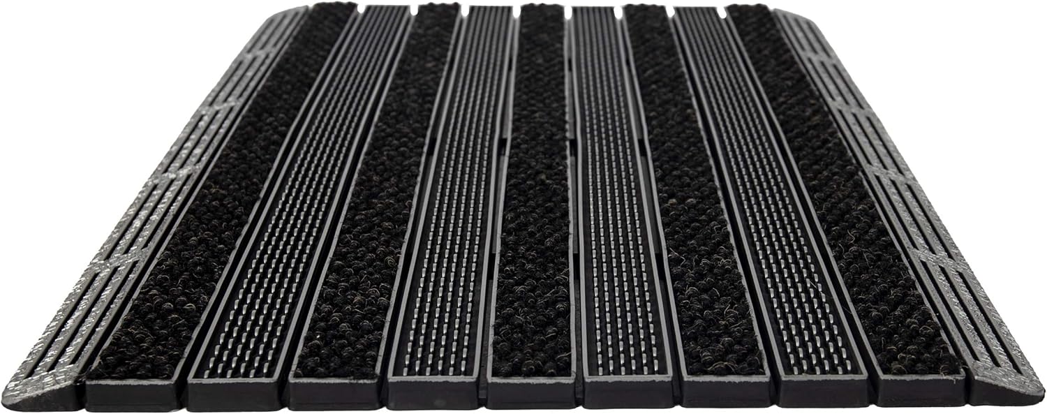 Mind Reader Ultimate Greeting Mat, Mud Scrubbing Entrance Throw with Brushes, Non Tracking, 18