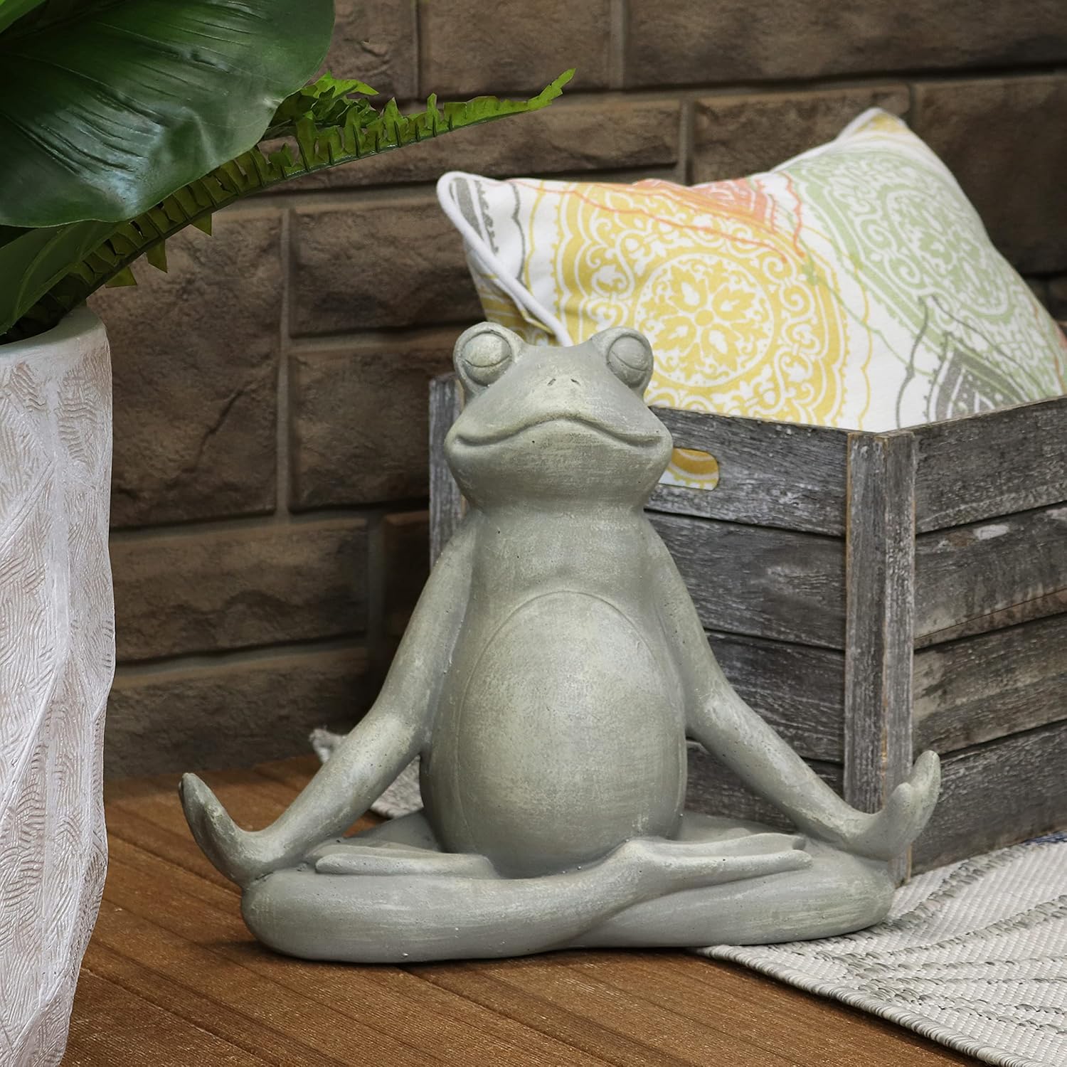 Sunnydaze Marvin The Meditating Frog Garden Statue - Concrete Construction - Perfect for The Backyard, Front Porch, Patio, or Deck - Zen Garden Accent for Yoga Lovers - 12.25-Inch