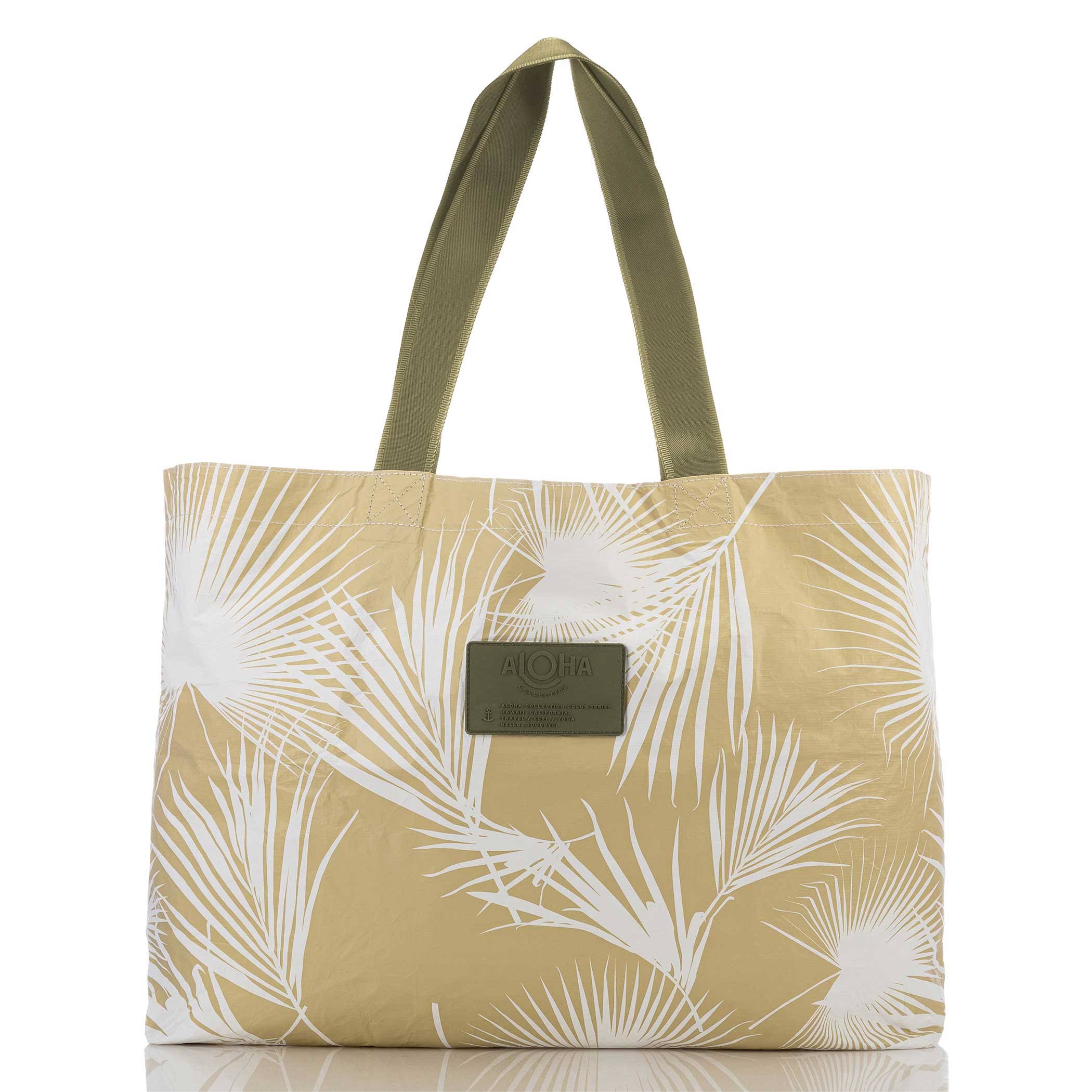 Day Palms Holo Holo in Sand - Beach, Boat, or Pool - Water Resistant Material - Great for Travel - Machine Washable - Aloha Coll