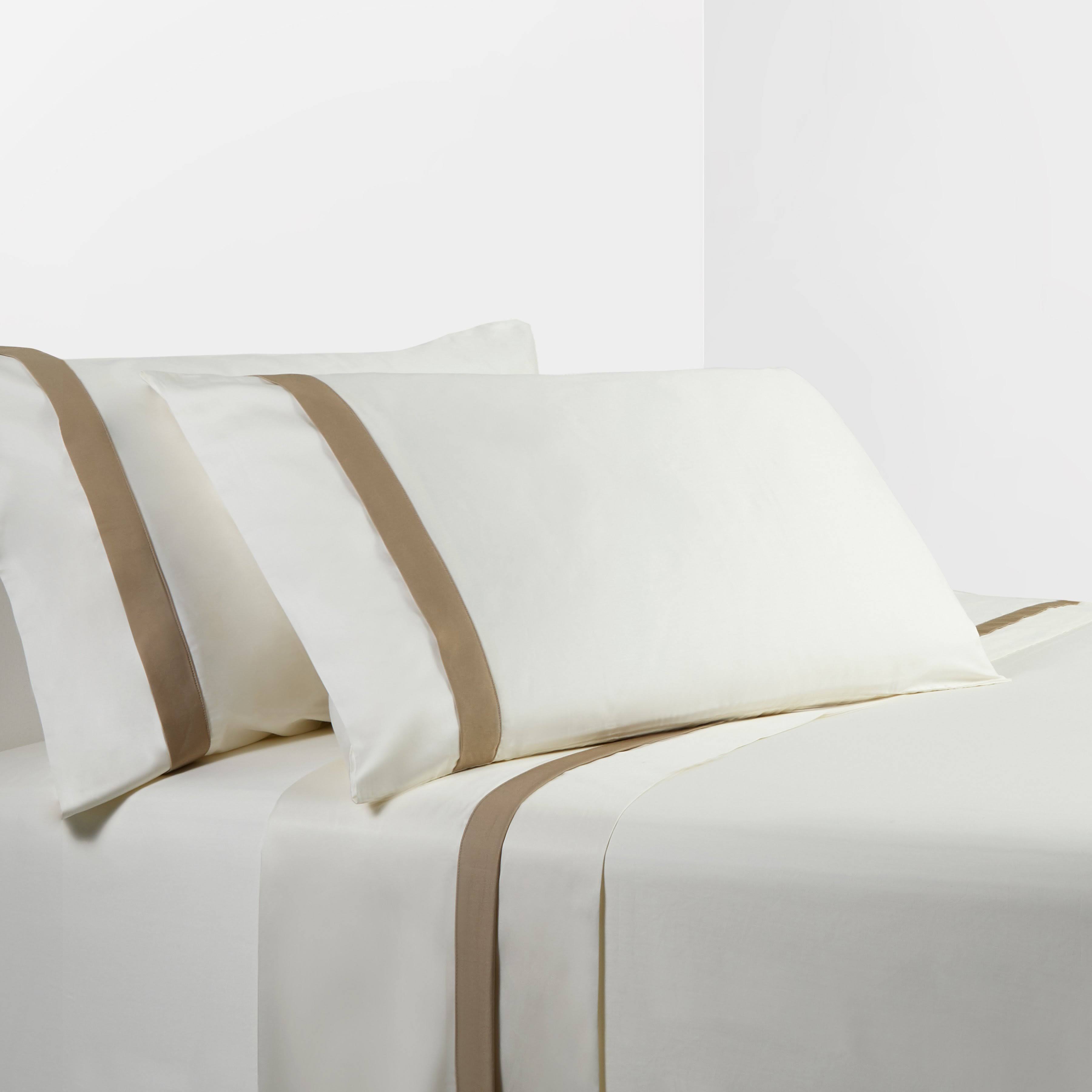 HiEnd Accents Cream Sheet Set with Tan Flange - King