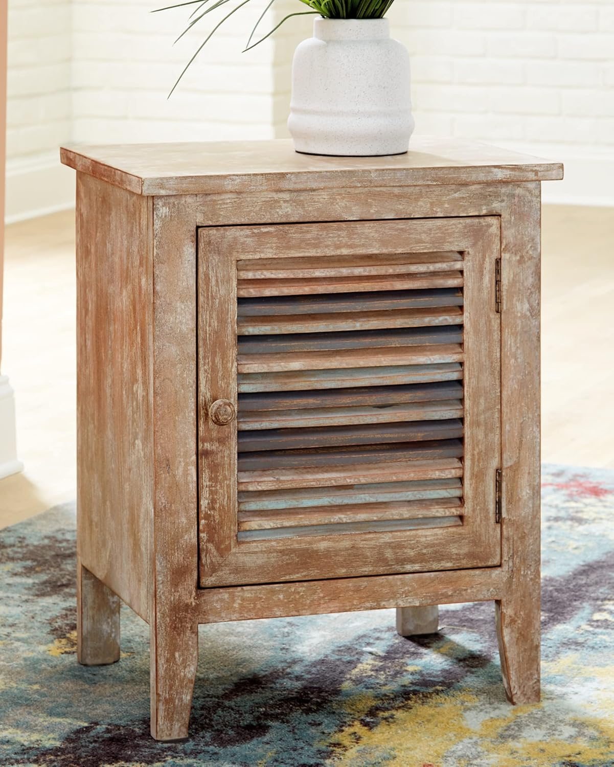 Signature Design by Ashley Hannesboro Accent Cabinet, 20