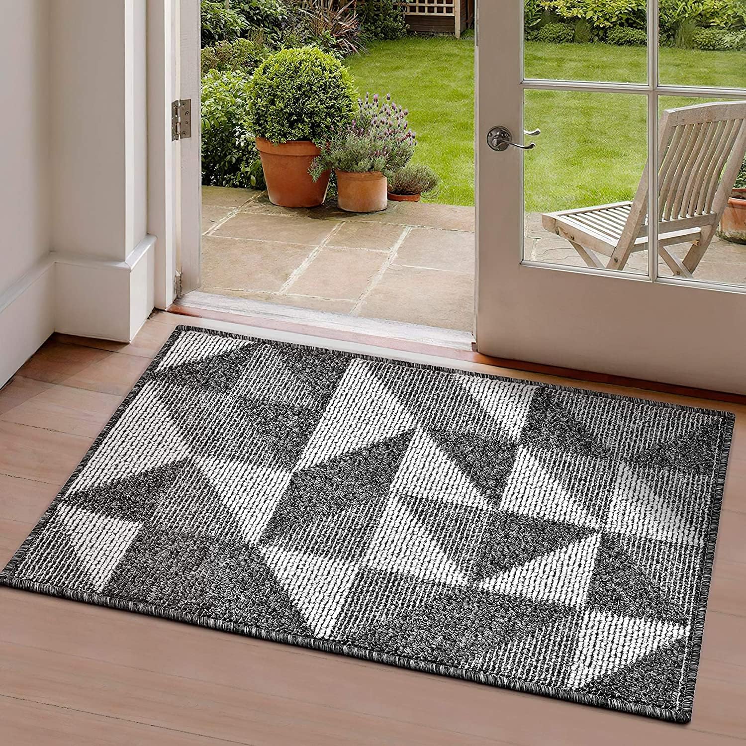 Indoor Doormat,Front Back Door Mat,Rubber Backing Non Slip Door Mats,24&rdquo;x35&rdquo; Absorbent Resist Dirt Entrance Inside Floor Mats Area Rug for Entryway,Patio,Garden,Machine Washable Low-Profile (Grey)