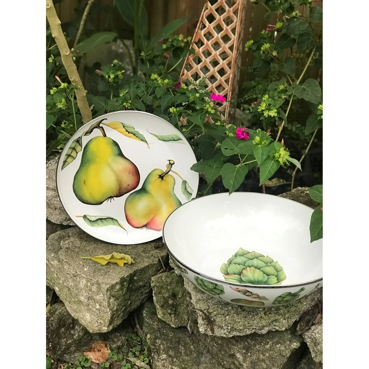 Golden Rabbit Fresh Produce Enamelware Latte Mugs (Pack of 4)