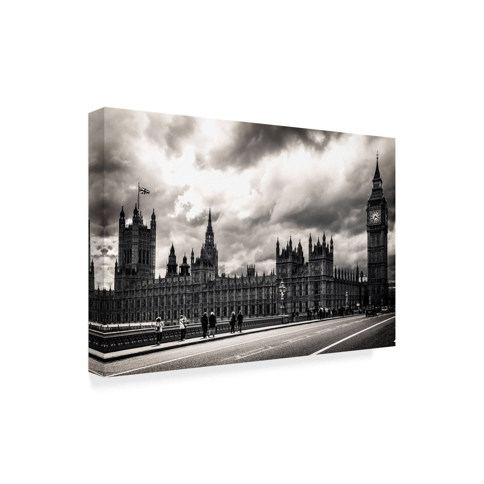 Trademark Fine Art Ali35175-C2232Gg Giuseppe Torre 'London Black and W
