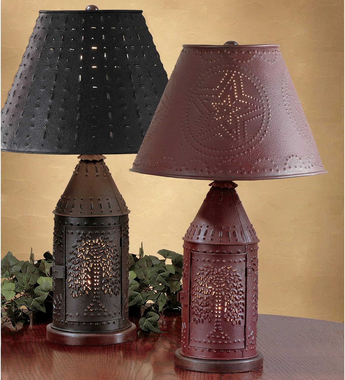 Park Designs Willow Punched Revere Lamp - Black