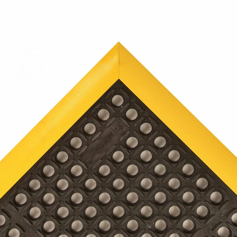 Drainage Mat,Black wYlwBrdr,3ft4x22x5ft4x22 Notrax 549S4064YB