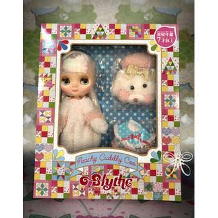 Takara Tomy Hasbro Cwc NRFB Middie Blythe Doll Peachy Cuddly Coo Hasbro Takara Cwc