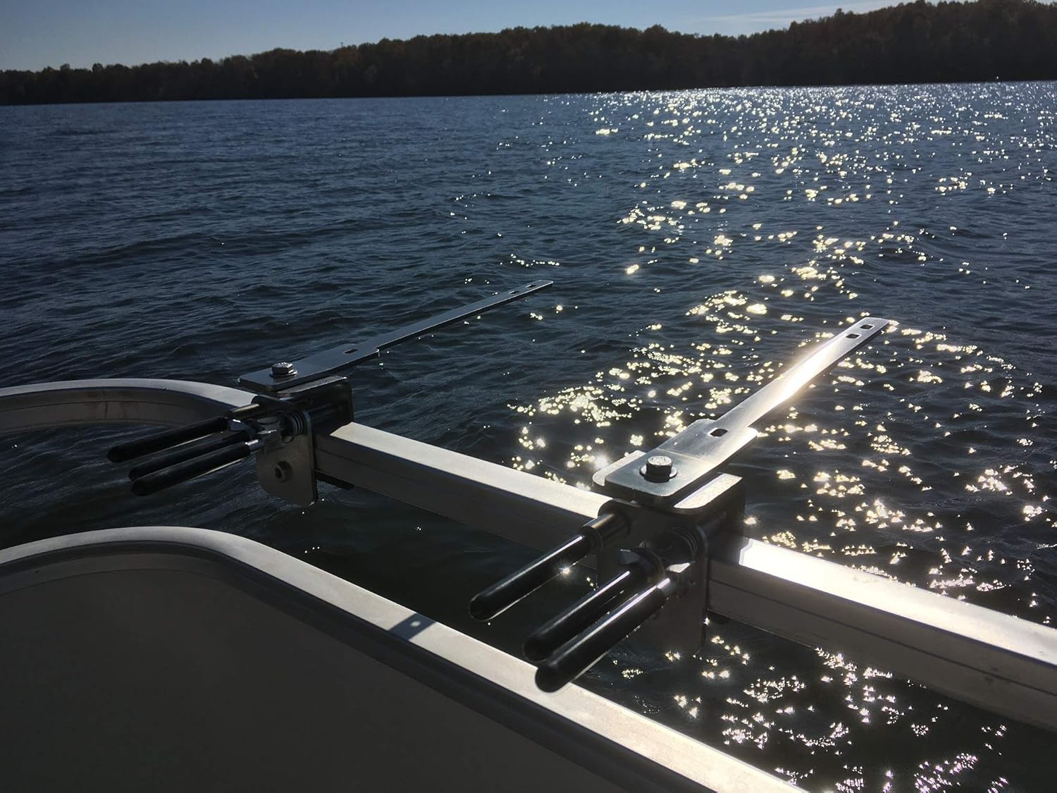 Arnalls Universal Pontoon Grill Brackets - Great for Open Or Closed Fencing No Tools Needed!