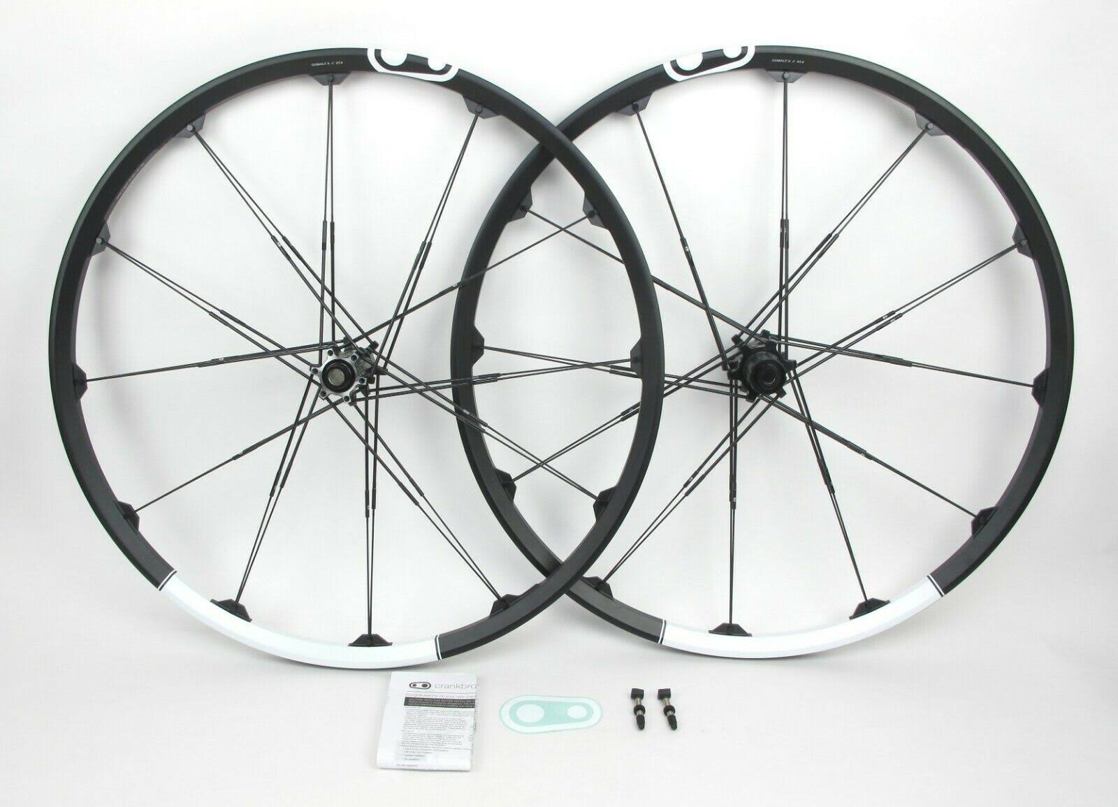 Crank Brothers Cobalt 3 - 27.5 in. Boost - Black/White