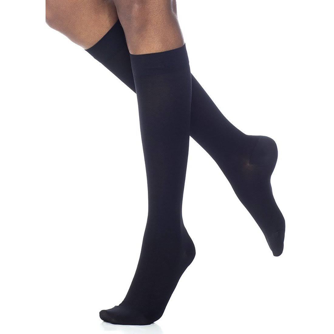 Dynaven Opaque 20-30 mmHg Knee High w/ Silicone Grip Top / ml / Black