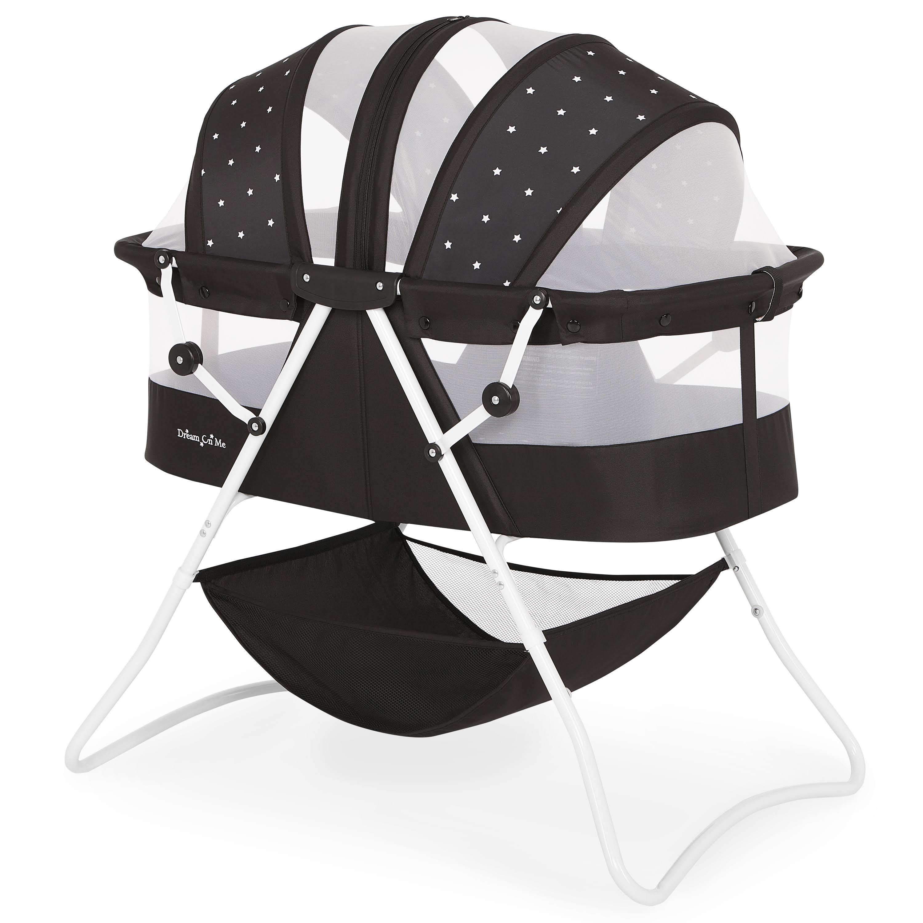 Dream on Me Karley Bassinet Black Star Print