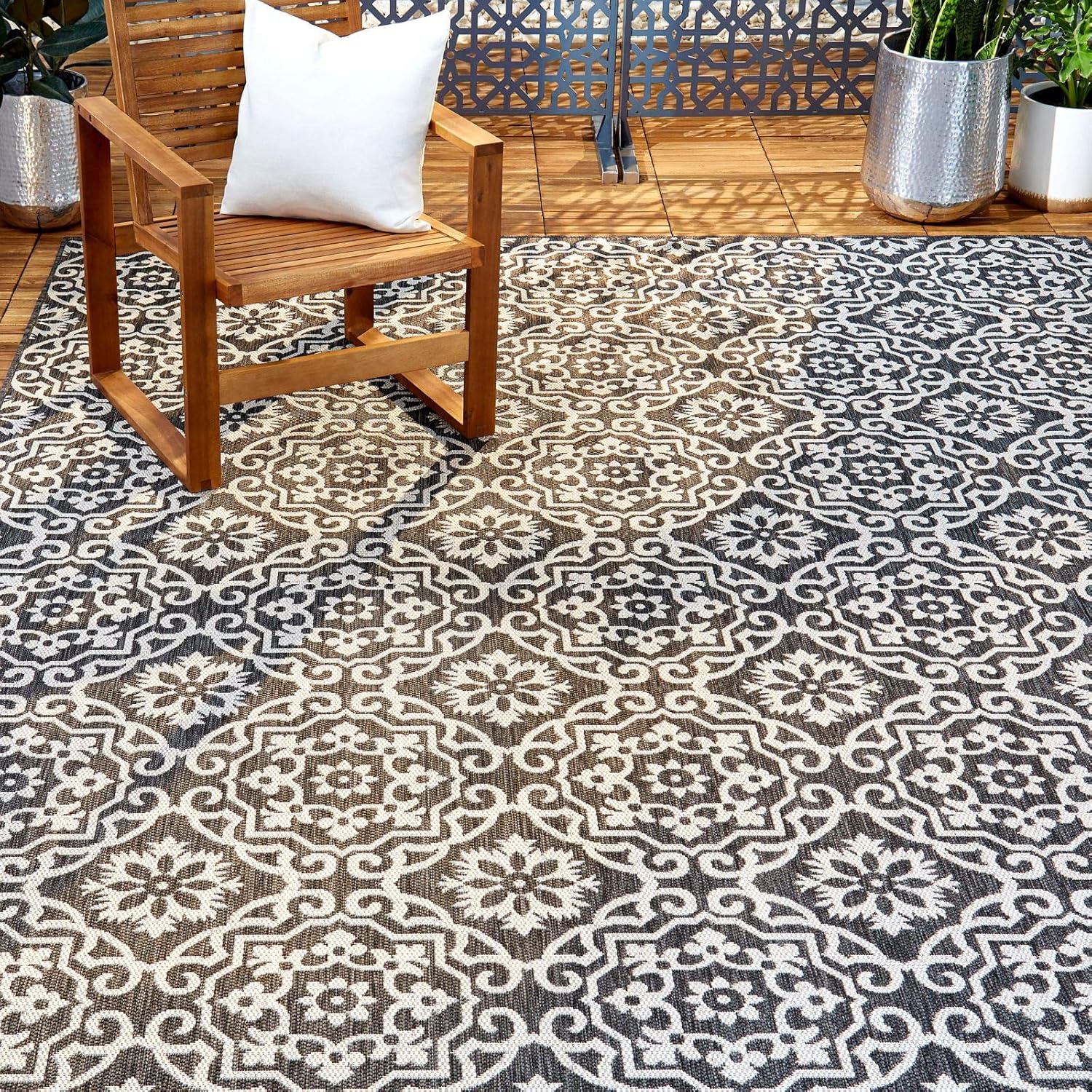Nicole Miller New York Patio Country Danica Transitional Geometric Indoor/Outdoor Area Rug, Black/Grey, 7'9