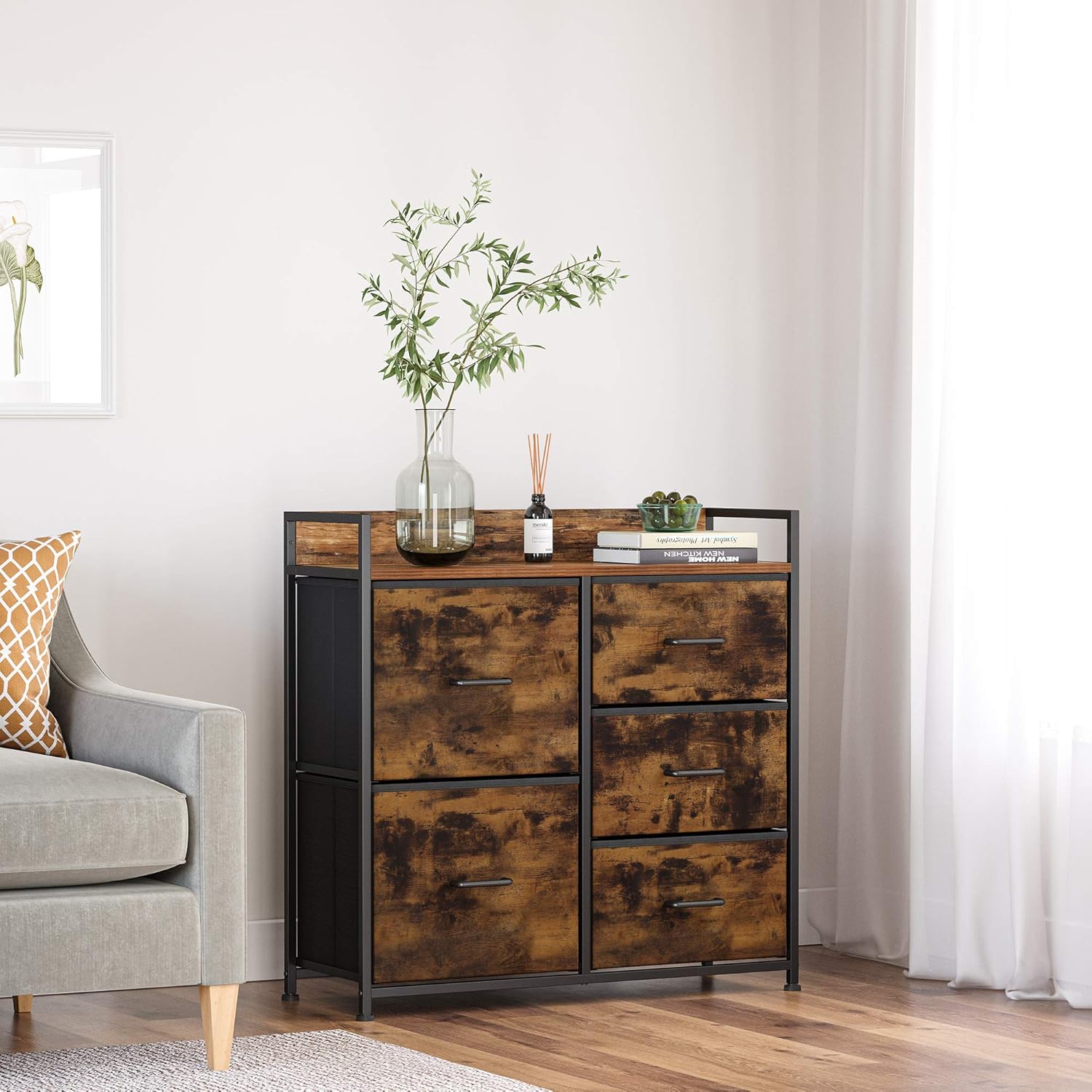 SONGMICS Drawer Dresser, Chest of Drawers, Closet Storage Dresser, 5 Fabric Drawers and Metal Frame with Handles, Rustic Brown and Black ULTS105B01