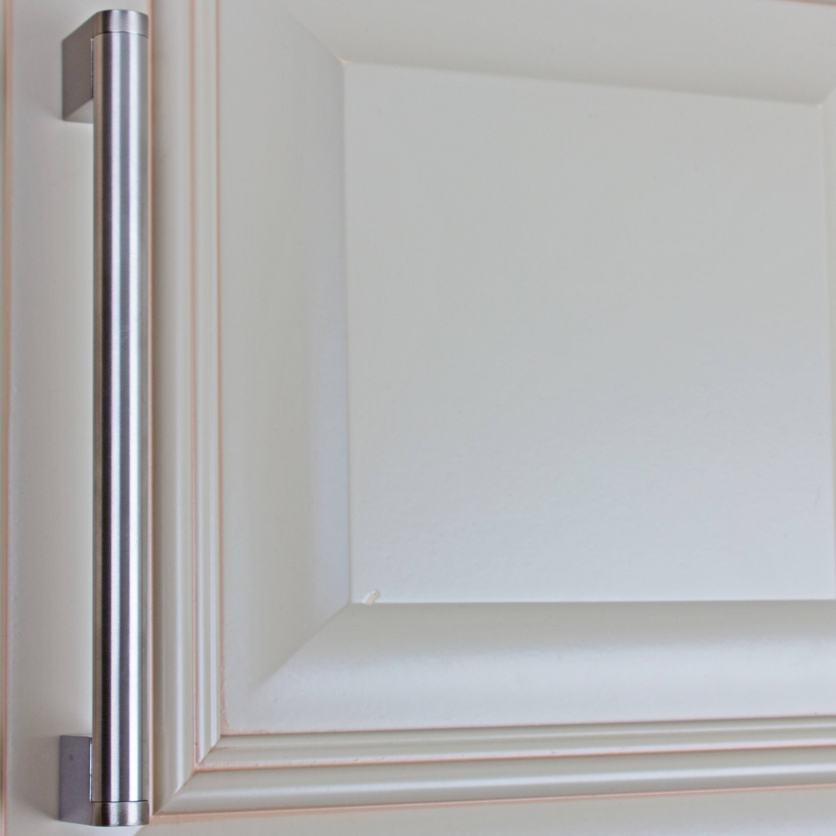 GlideRite 7.5-Inch Stainless Steel Round Cross Bar Cabinet Pulls (Pack of 25)