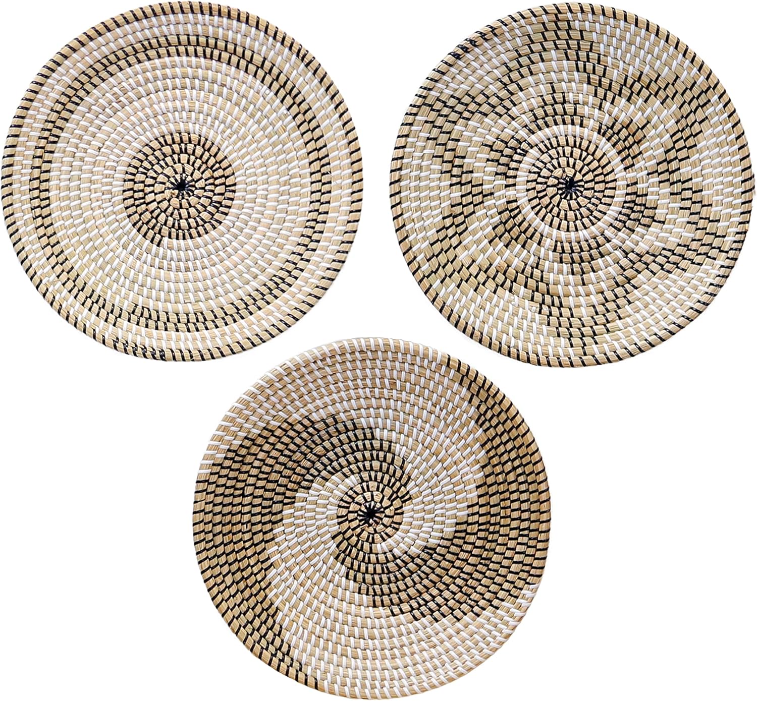 ChicnChill Wall Hanging Basket - Set 3 of Wall Baskets Decor Boho Flat from Rattan, Flat Wall Baskets with African Design - Boho Wall Decor for Indoor Christmas Hanging Pack of 2