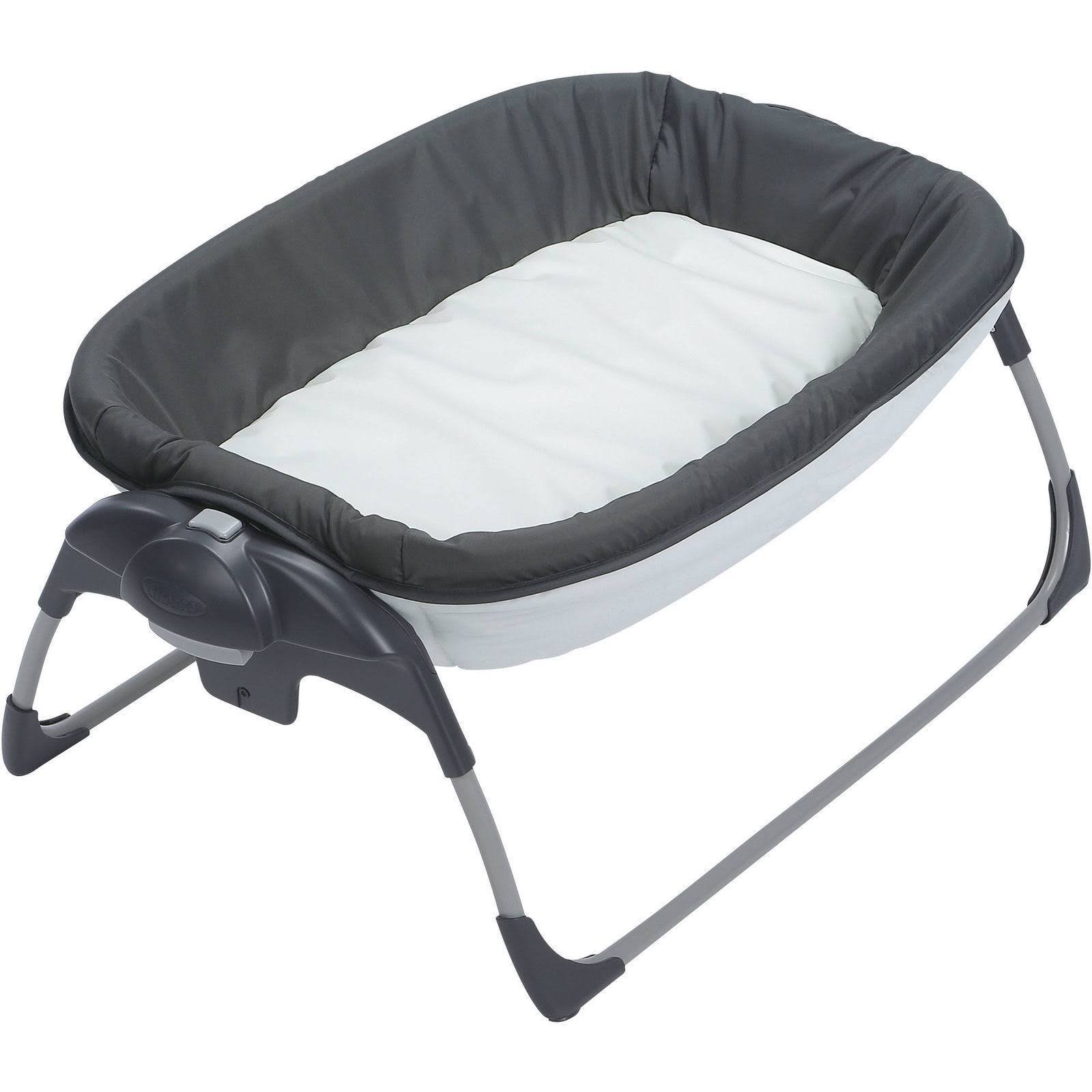 Graco Pack &N Play Playard Portable Napper and Changer, Affinia