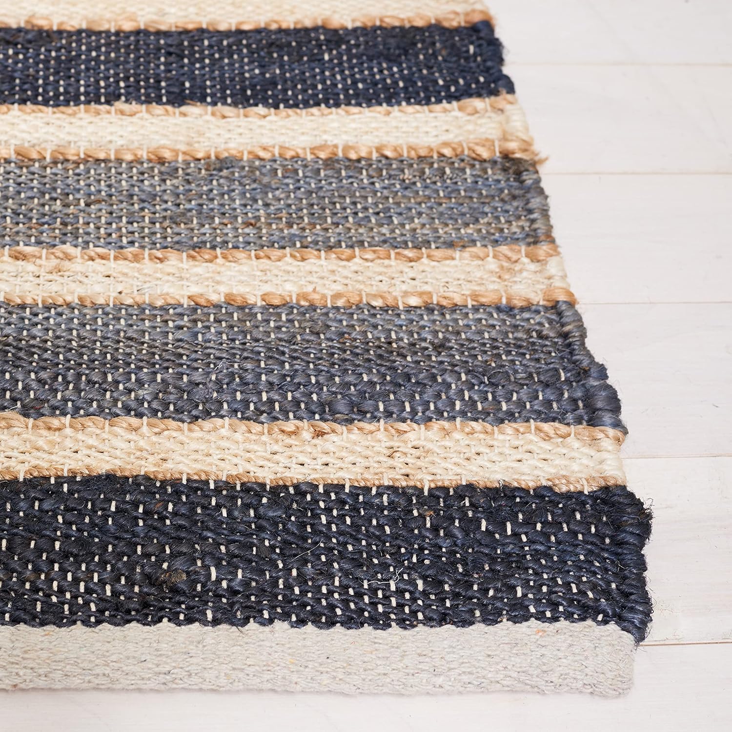 SAFAVIEH Striped Kilim Collection STK318H Handmade Premium Jute Entryway Living Room Foyer Bedroom Accent Rug, 3' x 5' , Charcoal/Ivory