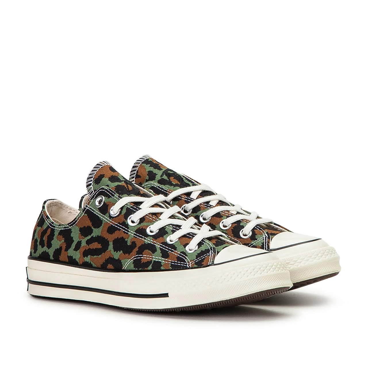 Converse x Invincible x Wacko Maria Chuck &70 Ox Olive