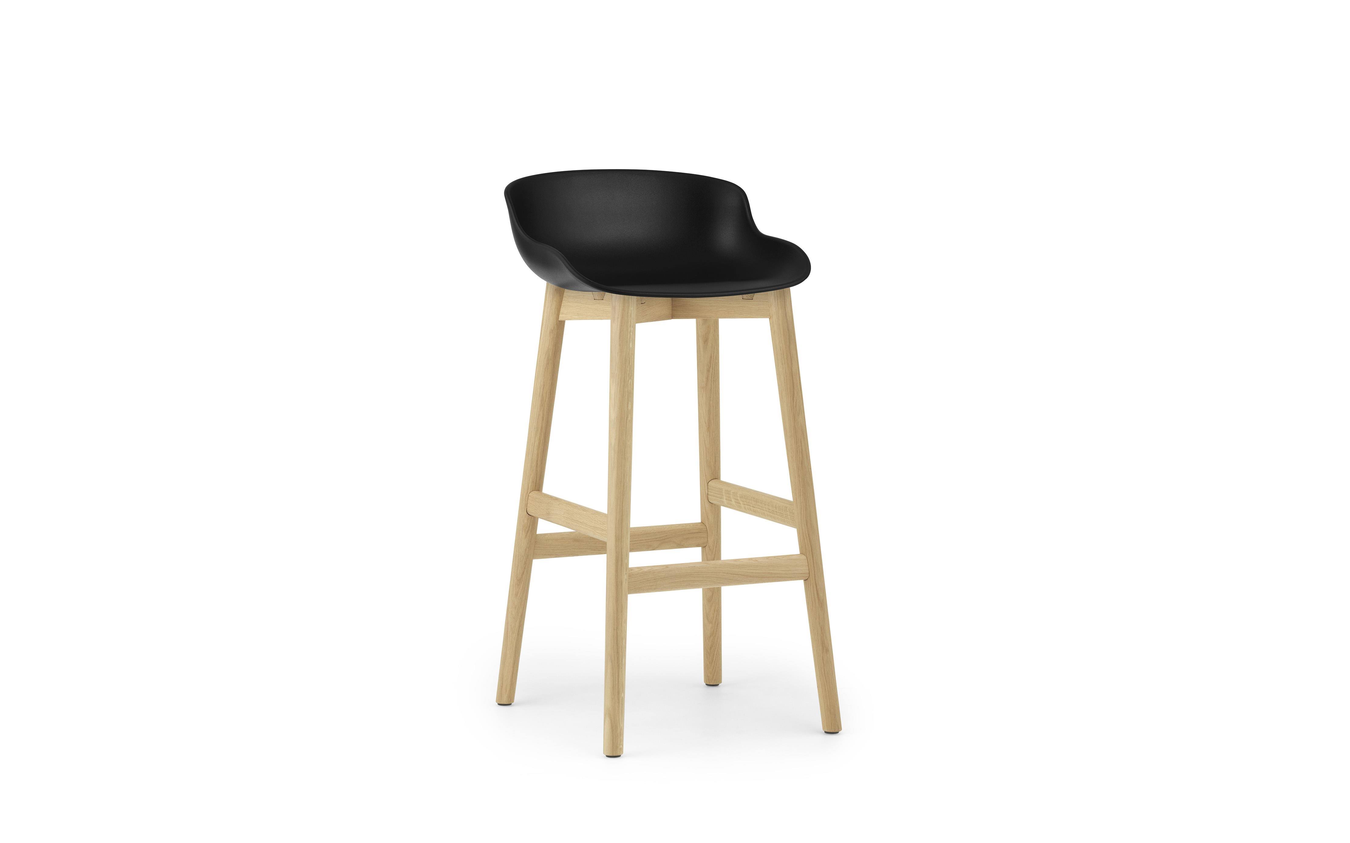 Normann Copenhagen Hyg Barstool 75 cm Oak Black