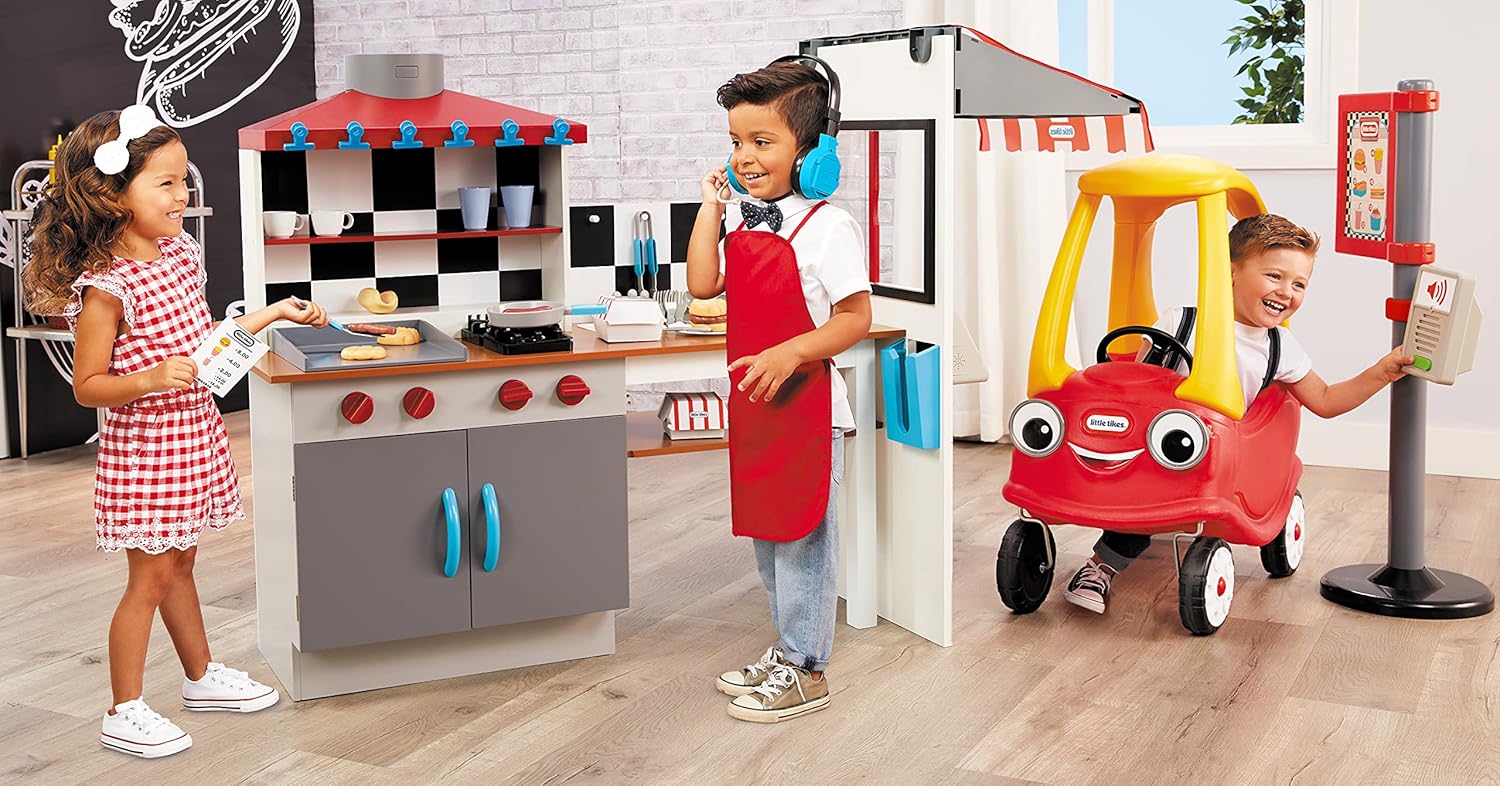 Little Tikes Real Wood Drive-Thru Diner Wooden Play Kitchen with Realistic Lights Sounds and Multi-Sided Play, 40+ Accessories Set, Gift for Kids, Toy for Girls & Boys Ages 3 4 5+ Years