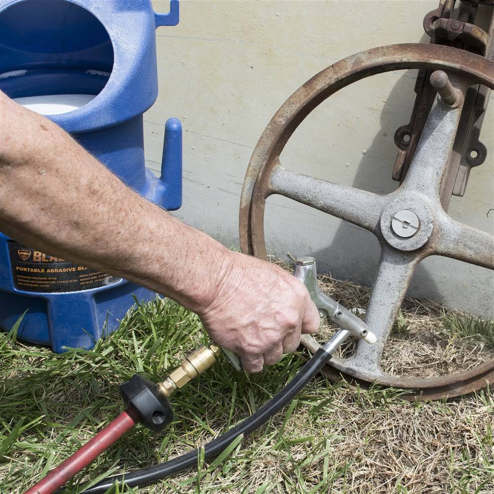 Black Bull 50 lbs Capacity Portable Abrasive Blaster Kit Pab50