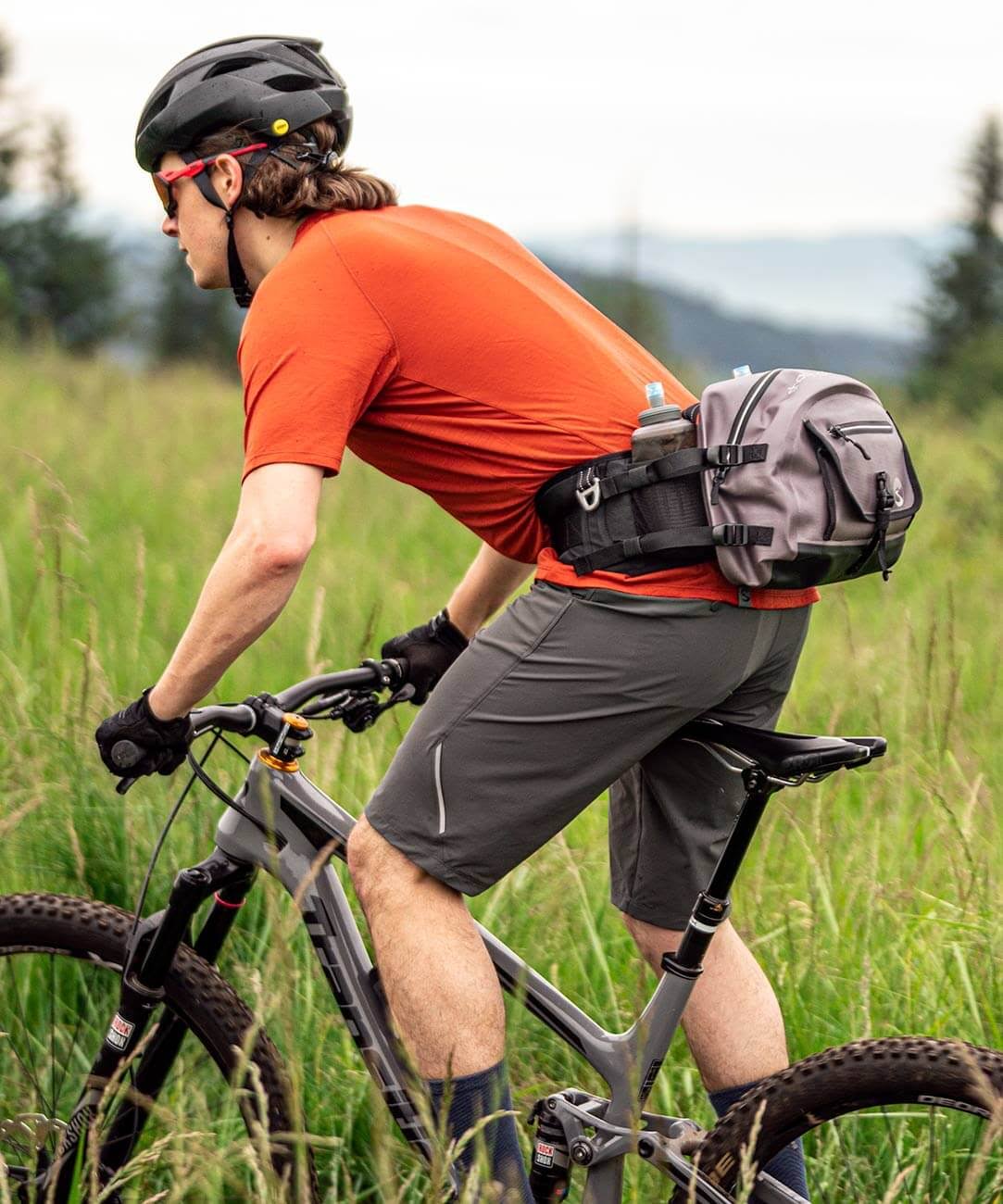 Showers Pass Ranger Waterproof Hip Pack