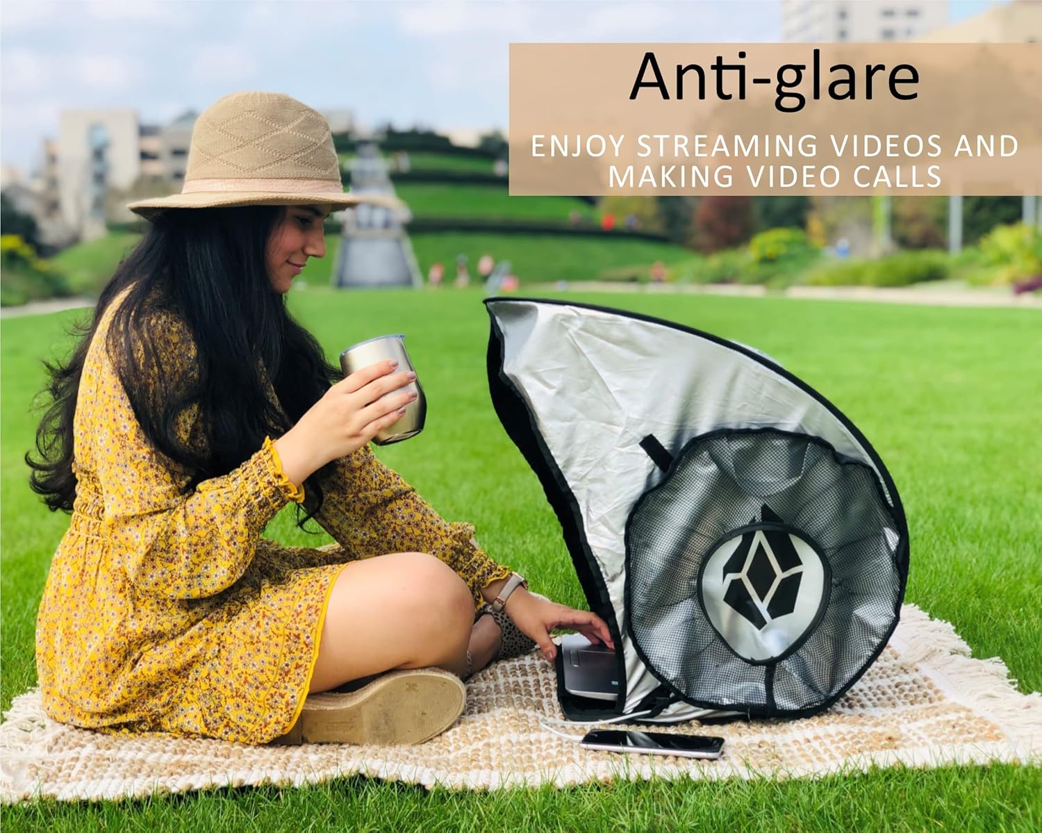WISARO Laptop Sun Shade &ndash; Work from Anywhere, Anti-Glare, Lightweight, Fits up to 17